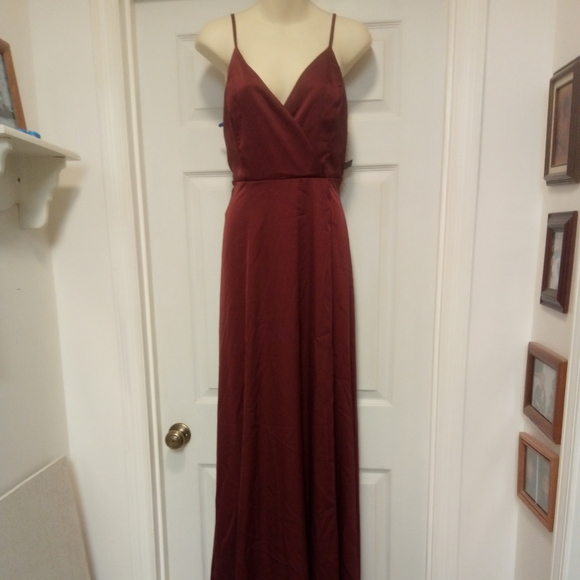 🆕 Lulu's 👗 Size Small🌹 burgundy color dress suer soft - Picture 4 of 14
